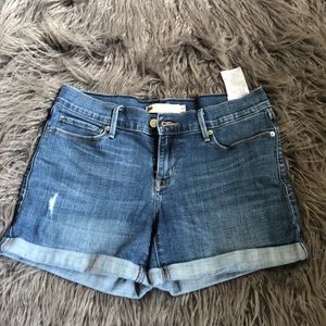 Women’s Levi shorts